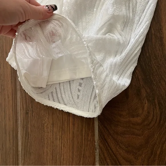 White Lulus sequin jumpsuit NWT - Picture 2 of 9